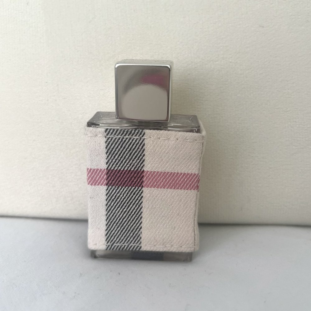 Burberry London Eau de Parfum 30ML / 1 FL oz. Brand New